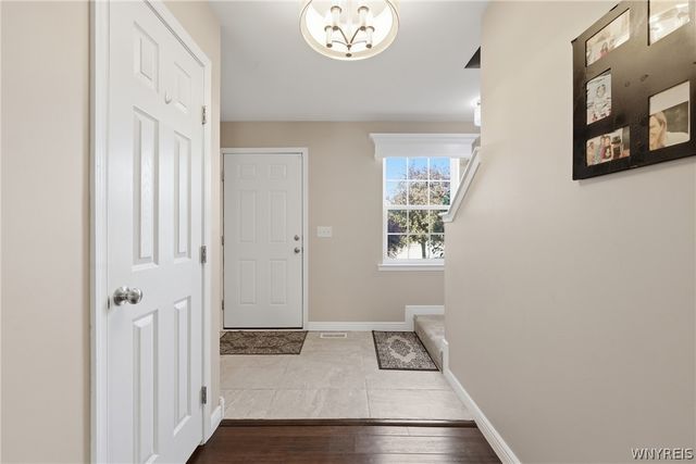 5784 Willow Creek Lane, Cambria, NY 14132