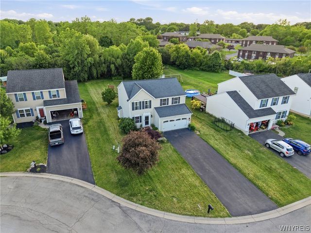 5784 Willow Creek Lane, Cambria, NY 14132