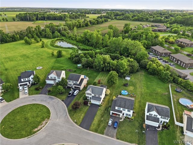 5784 Willow Creek Lane, Cambria, NY 14132