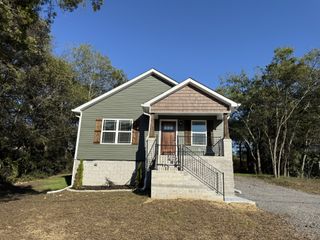 116 Earnhart St, Shelbyville, TN 37160