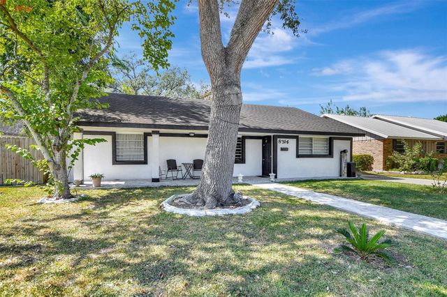 8314 Albacore Drive, Houston, TX 77074