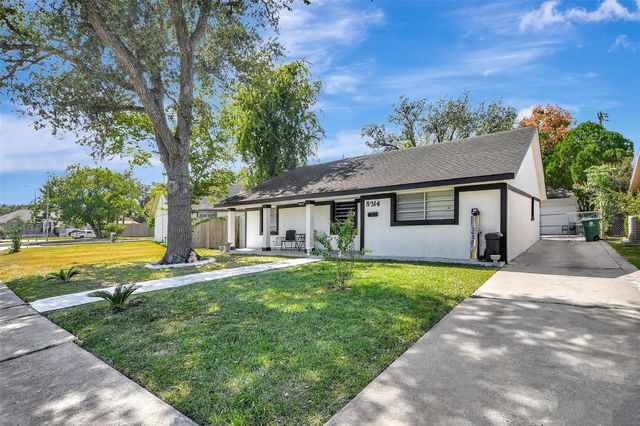 8314 Albacore Drive, Houston, TX 77074