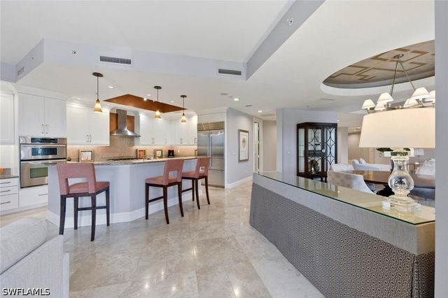 4501 Gulf Shore BLVD N 404, Naples, FL 34103
