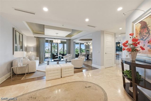 4501 Gulf Shore BLVD N 404, Naples, FL 34103