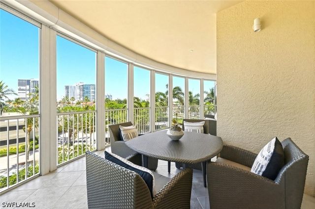 4501 Gulf Shore BLVD N 404, Naples, FL 34103