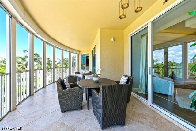 4501 Gulf Shore BLVD N 404, Naples, FL 34103
