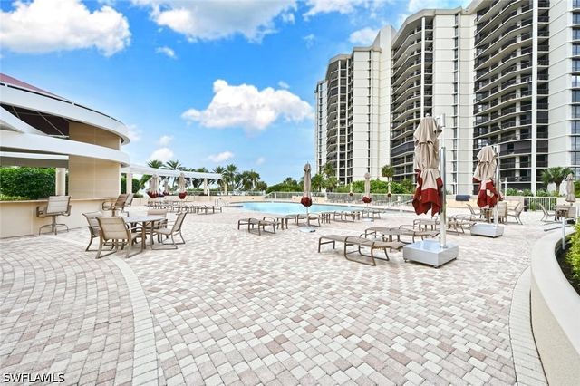 4501 Gulf Shore BLVD N 404, Naples, FL 34103