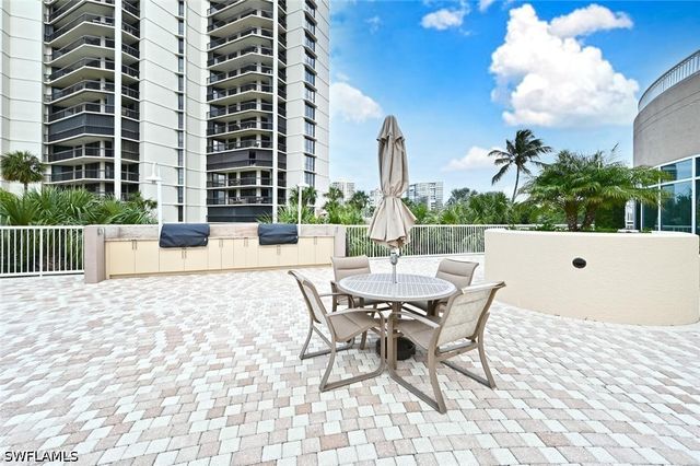 4501 Gulf Shore BLVD N 404, Naples, FL 34103