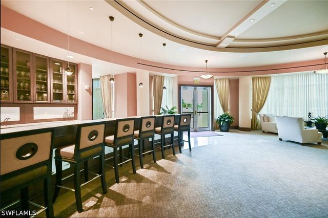 4501 Gulf Shore BLVD N 404, Naples, FL 34103