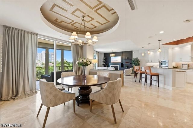 4501 Gulf Shore BLVD N 404, Naples, FL 34103