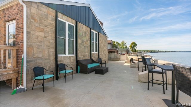 143 Midshore Drive, Hamburg, NY 14219