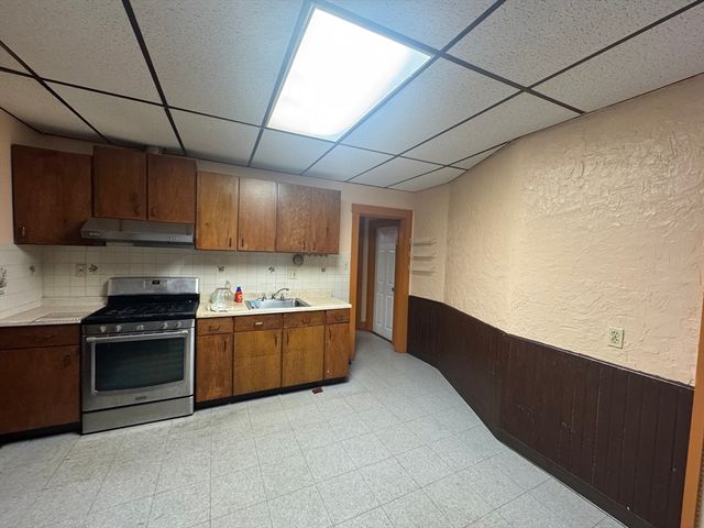 33 Albion St 1, Malden, MA 02148