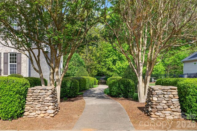 6060 Latta Springs Circle, Huntersville, NC 28078