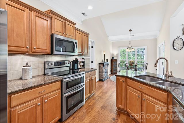 6060 Latta Springs Circle, Huntersville, NC 28078