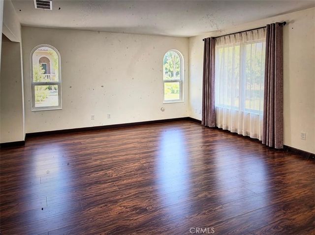 10627 Amestoy Street, Granada Hills, CA 91344