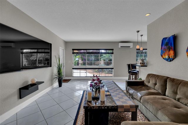 258 Basin Drive, Lauderdale-By-The-Sea, Fort Lauderdale, FL 33308