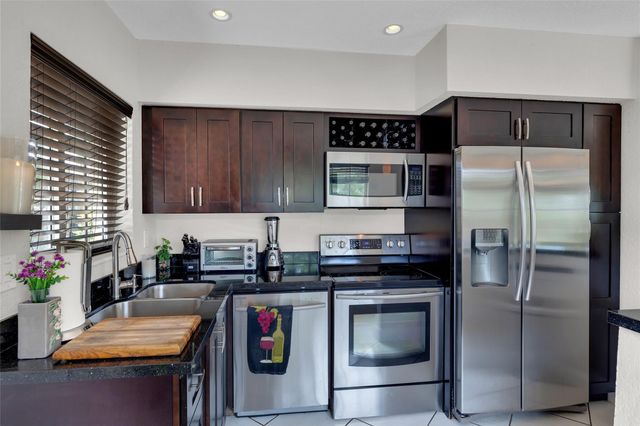 258 Basin Drive, Lauderdale-By-The-Sea, Fort Lauderdale, FL 33308