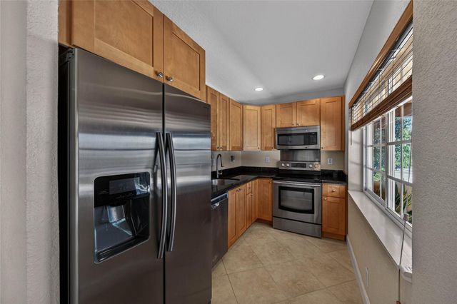 258 Basin Drive, Lauderdale-By-The-Sea, Fort Lauderdale, FL 33308