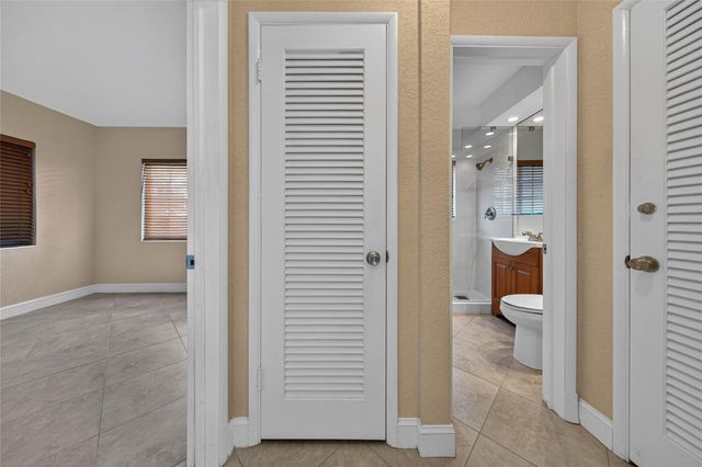 258 Basin Drive, Lauderdale-By-The-Sea, Fort Lauderdale, FL 33308