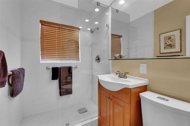 258 Basin Drive, Lauderdale-By-The-Sea, Fort Lauderdale, FL 33308