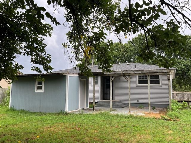 580 Turkle Ave, Haysville, KS 67060