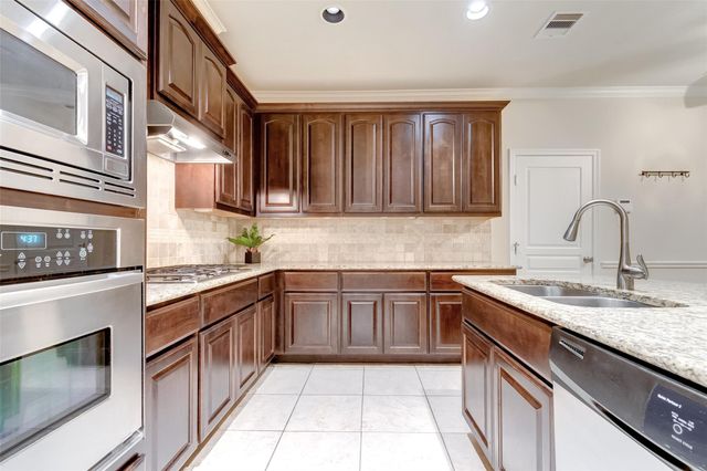 1411 Nashua Street B, Houston, TX 77008