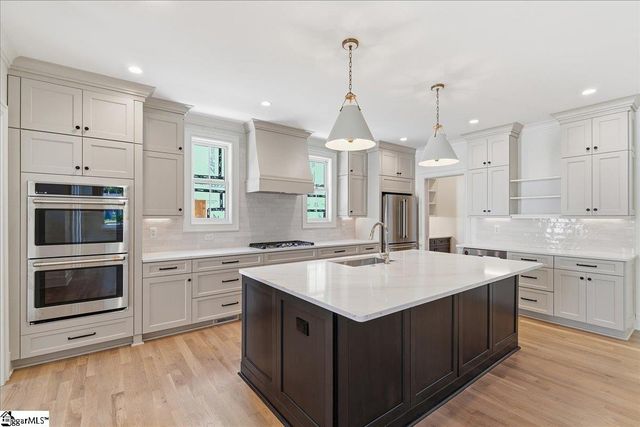 408 Ashley Avenue, Greenville, SC 29609