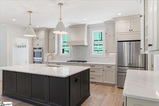 408 Ashley Avenue, Greenville, SC 29609