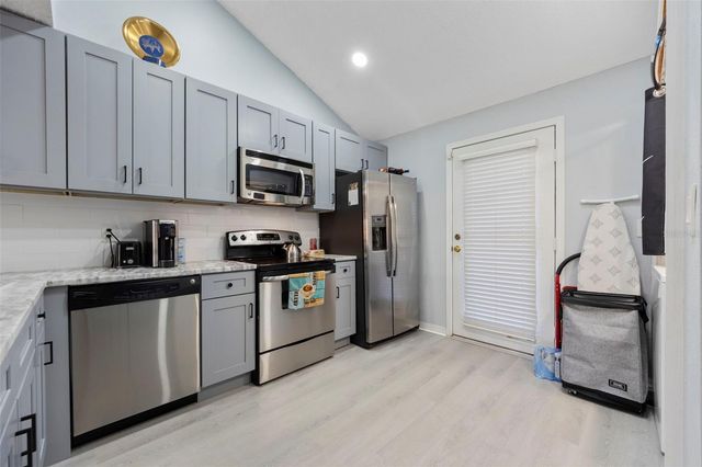 3401 CYPRESS HEAD COURT, Tampa, FL 33618