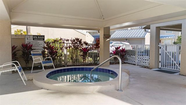 3401 CYPRESS HEAD COURT, Tampa, FL 33618