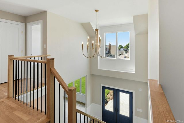 37 Star Lane, Levittown, NY 11756