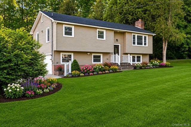 513 Canada Street, Lake George, NY 12845