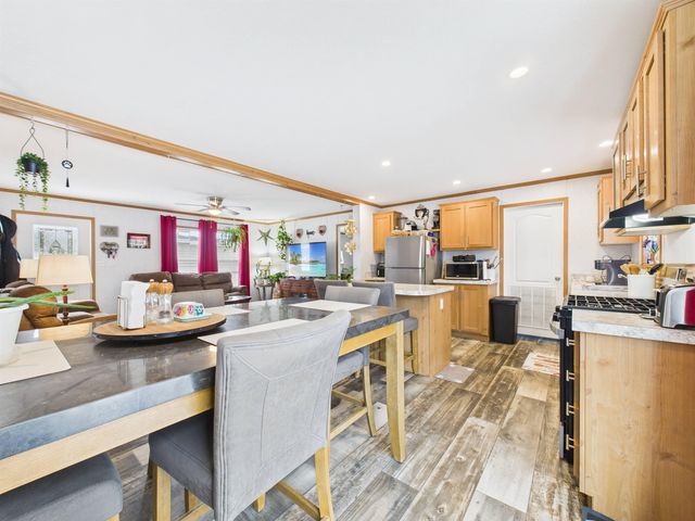 67 Oriole Avenue, Keene, NH 03431