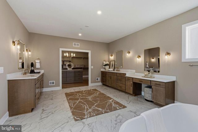 5028 STRATHMORE AVE, Kensington, MD 20895