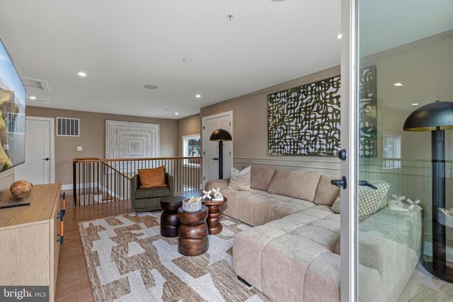 5028 STRATHMORE AVE, Kensington, MD 20895