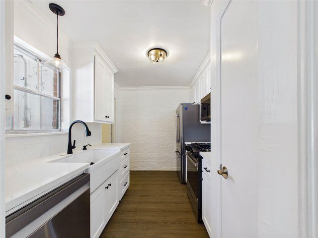 1219 Saxony Lane, Houston, TX 77058