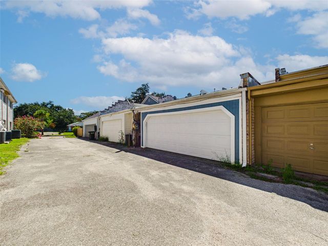 1219 Saxony Lane, Houston, TX 77058