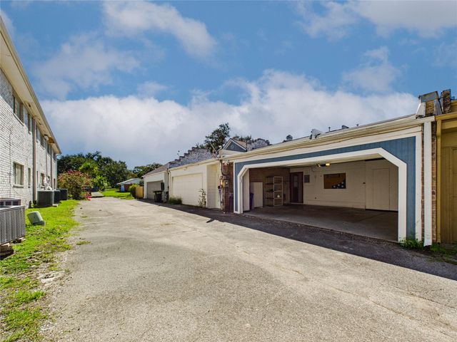 1219 Saxony Lane, Houston, TX 77058