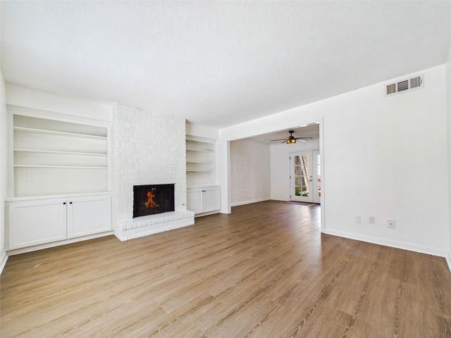 1219 Saxony Lane, Houston, TX 77058
