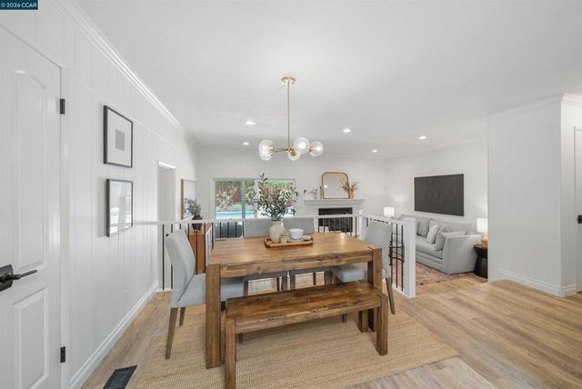203 Via Monte, Walnut Creek, CA 94598