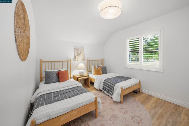 203 Via Monte, Walnut Creek, CA 94598