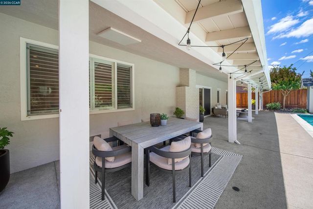 203 Via Monte, Walnut Creek, CA 94598