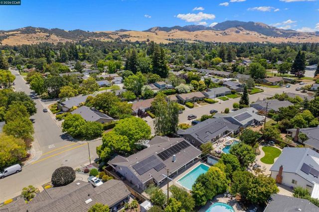 203 Via Monte, Walnut Creek, CA 94598