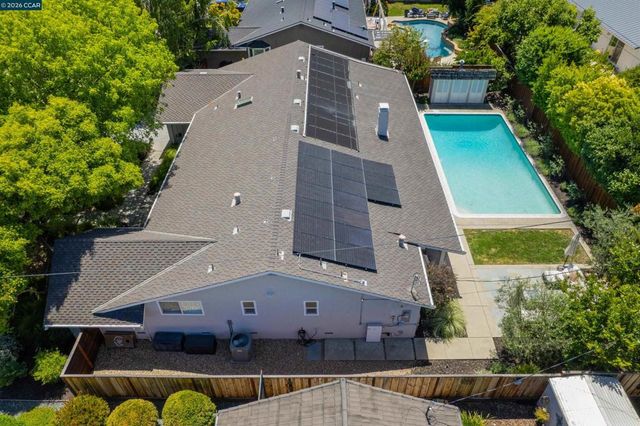 203 Via Monte, Walnut Creek, CA 94598