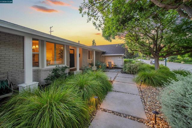 203 Via Monte, Walnut Creek, CA 94598