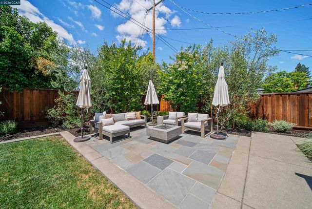 203 Via Monte, Walnut Creek, CA 94598
