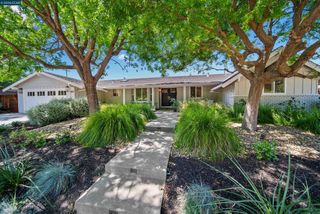 203 Via Monte, Walnut Creek, CA 94598