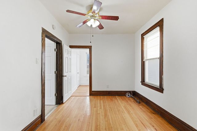 3252 E 136th Street, Chicago, IL 60633