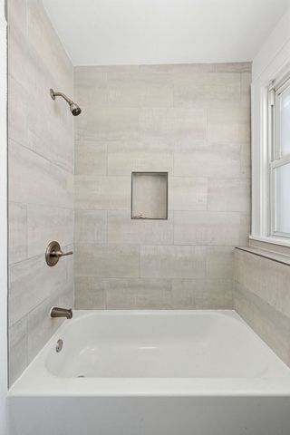 3252 E 136th Street, Chicago, IL 60633