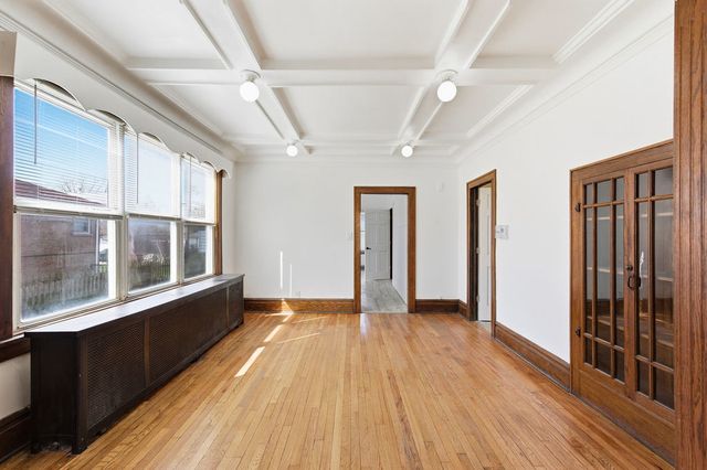3252 E 136th Street, Chicago, IL 60633